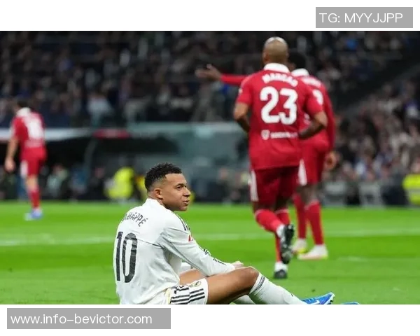 姆巴佩底线强突制造对手乌龙助皇马2-0领先塔拉维亚