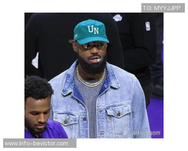 巴克利称詹姆斯为历史第三人不忍目睹其职业生涯末期的挣扎与困境 巴克利称詹姆斯为历史第三人不忍目睹其职业生涯末期的挣扎与困境