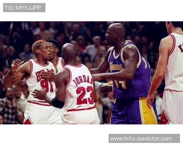 奥尼尔坦言自负但不愚蠢GOAT之争仅限于乔詹科三人之间 奥尼尔坦言自负但不愚蠢GOAT之争仅限于乔詹科三人之间